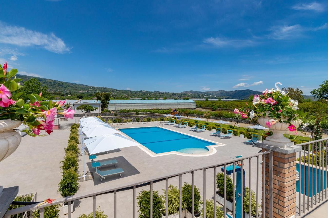 Dipladenia Garden Country Resort Mascali Exteriör bild