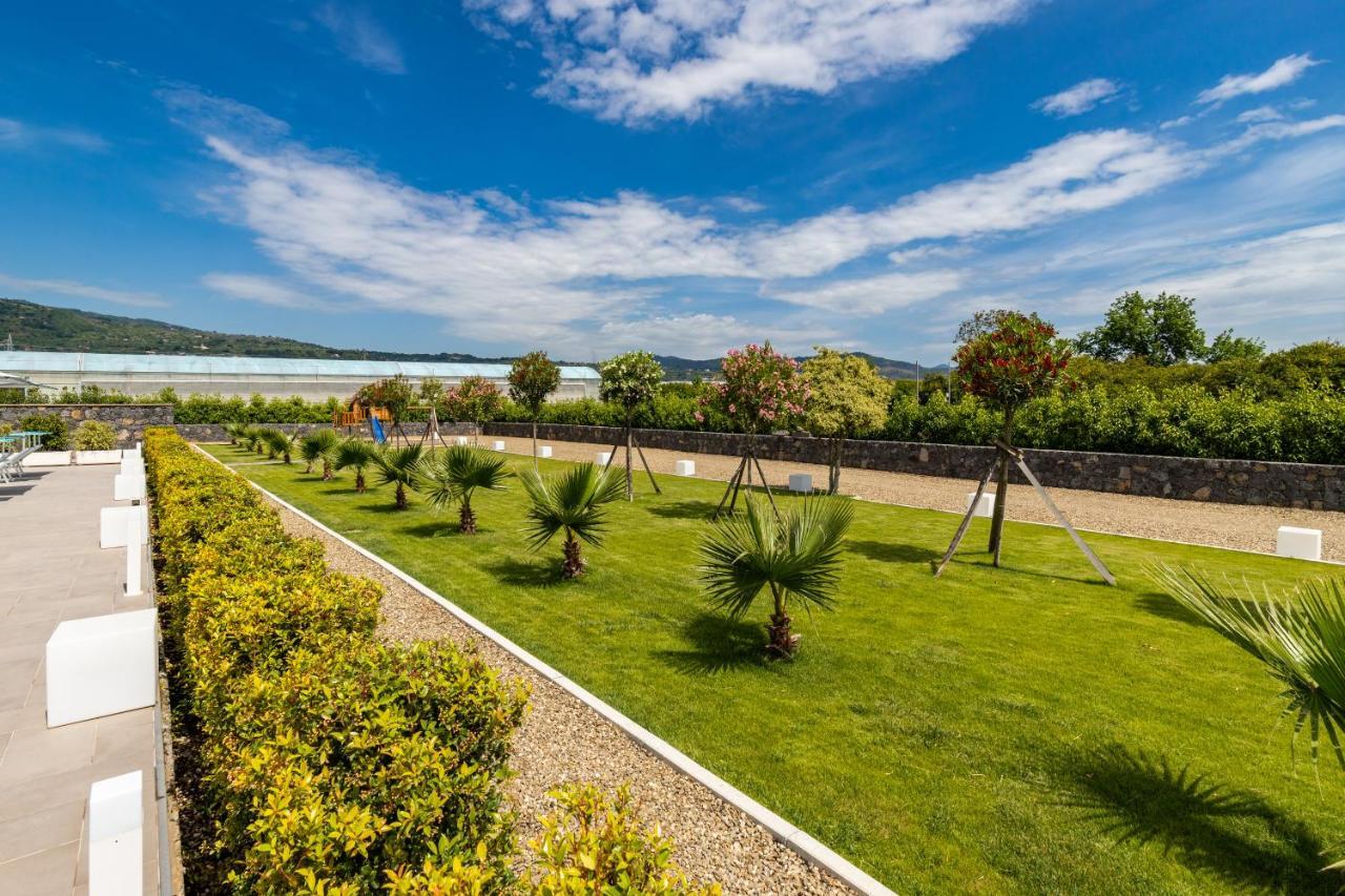 Dipladenia Garden Country Resort Mascali Exteriör bild