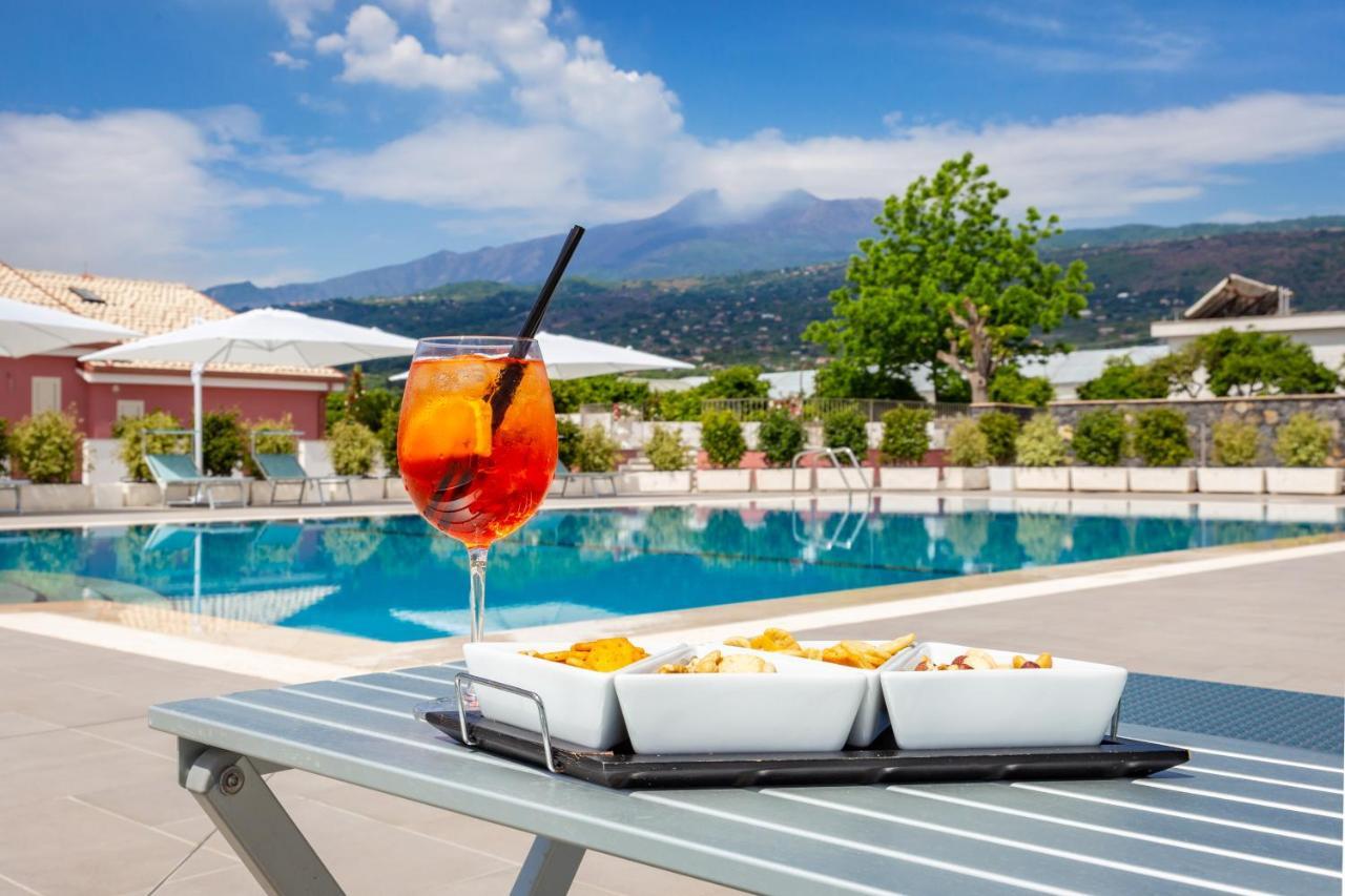Dipladenia Garden Country Resort Mascali Exteriör bild