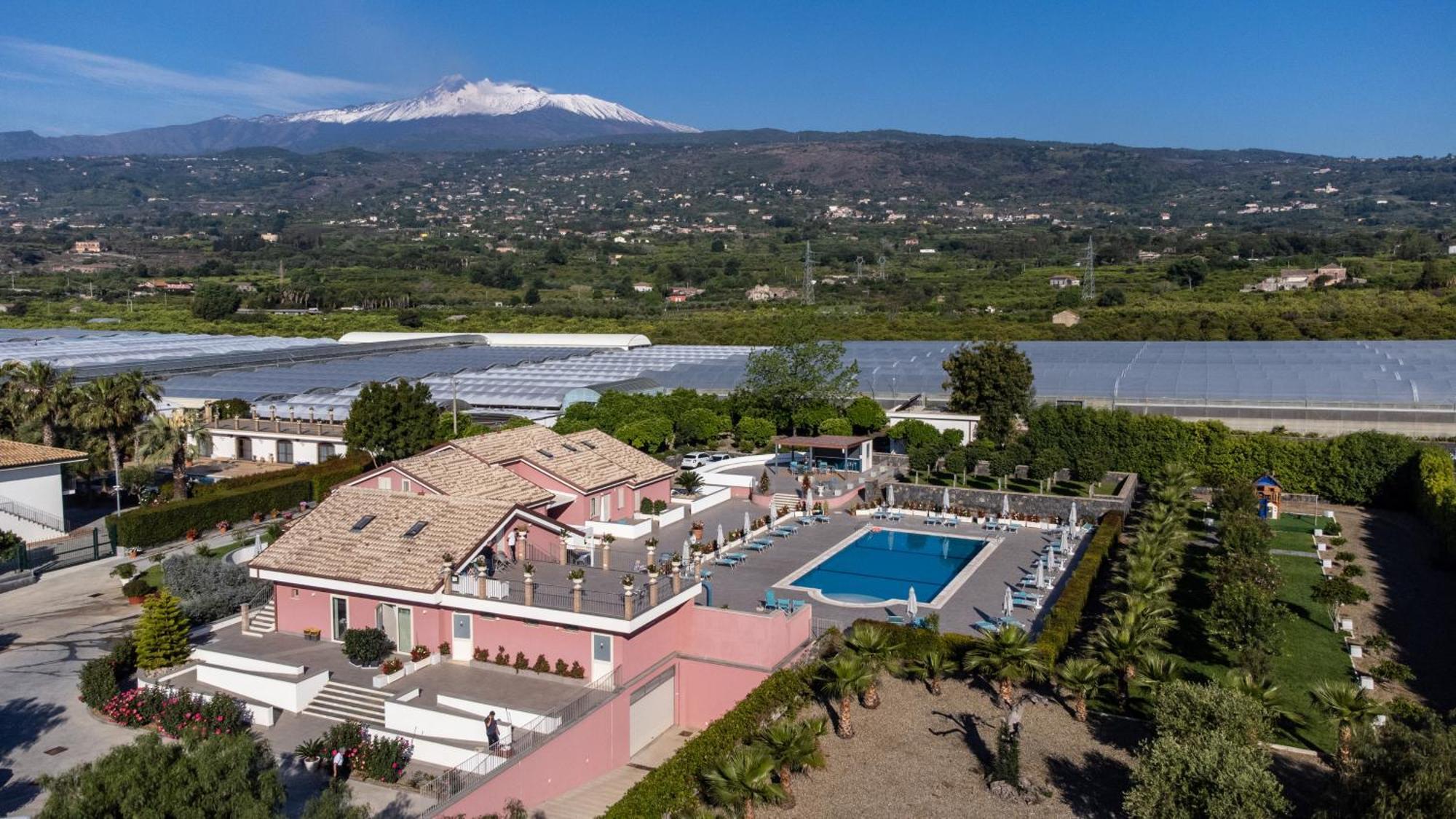 Dipladenia Garden Country Resort Mascali Exteriör bild